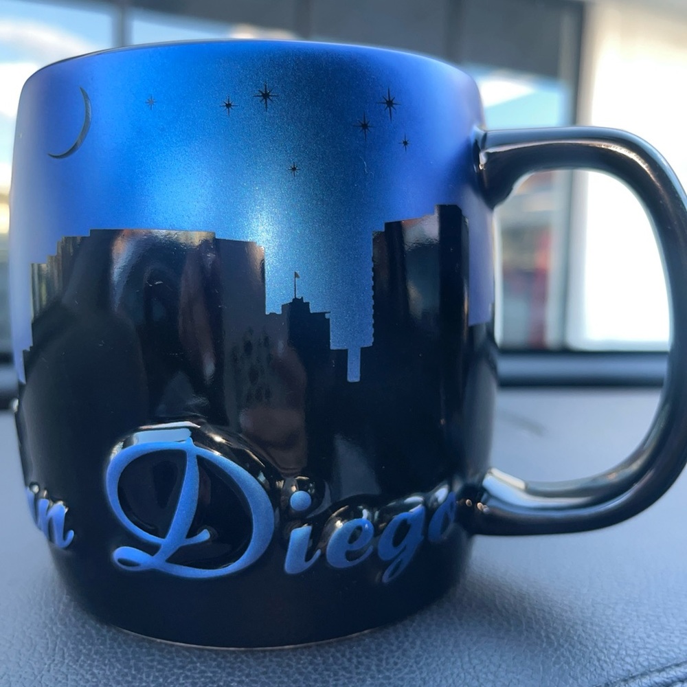 Americaware SAN DIEGO Souvenir Coffee Mug 2014 Oversized and High Relief